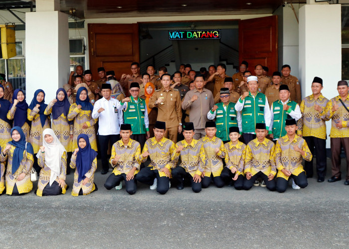 Bupati Lepas 25 Kafilah Kaur ke MTQ XXXVII Bengkulu, Targetkan Prestasi dan Harumkan Nama Daerah