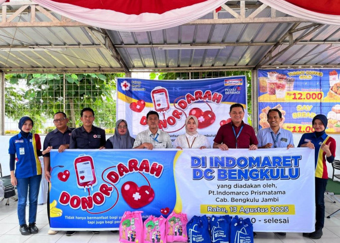 Puluhan Pegawai Indomaret Donorkan Darah