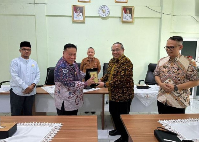 Cetak Dokter Spesialis Asli Daerah, Pemkab Mukomuko  Kerjasama dengan UGM