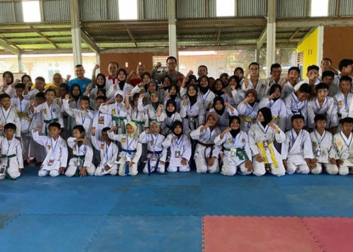 Tidak Terbendung,  Atlet  Mukomuko Berbondong-bondong  Ikut Turnamen Karate Kapolres Cup I 