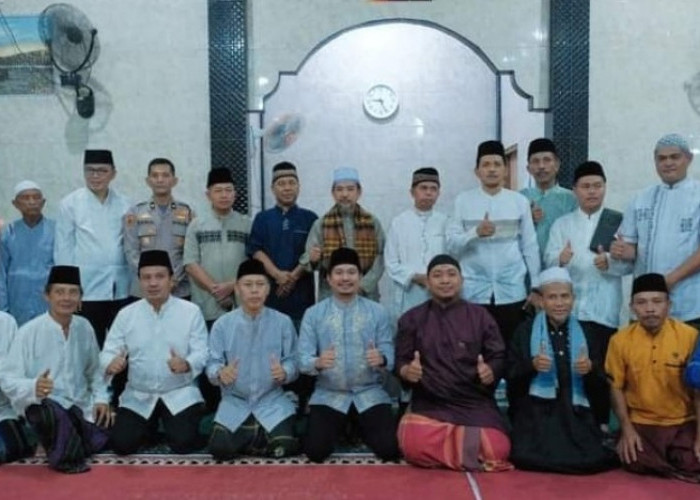 Wabup Bengkulu Utara Sambangi Masjid   Baitul Hikmah Kelurahan Purwodadi 