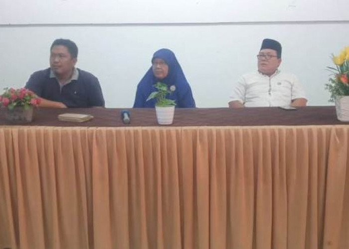 Dihadiri Kabid PTK Dikbud Provinsi , SMKN 1 Kota Bengkulu  Kurban  7 Ekor Sapi dan 1 Ekor Kambing 
