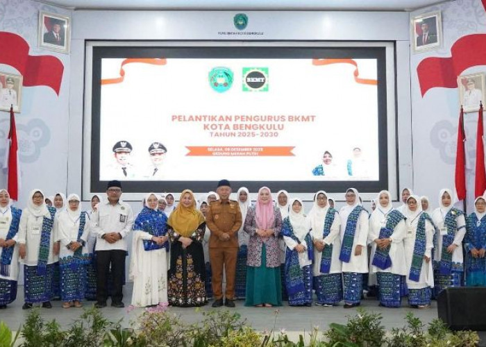 Penjabat  Sekda Kota Bengkulu Hadiri Pelantikan Pengurus Badan Kontak Majelis Taklim 
