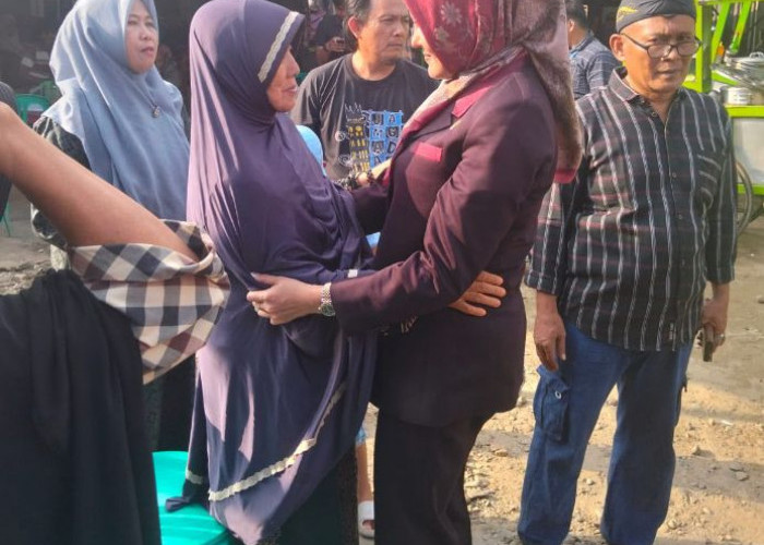 Ketika Rumah Tinggal Kenangan, Vinna Ledy Anggraheni Hadir Menguatkan Korban Kebakaran di Tanah Patah