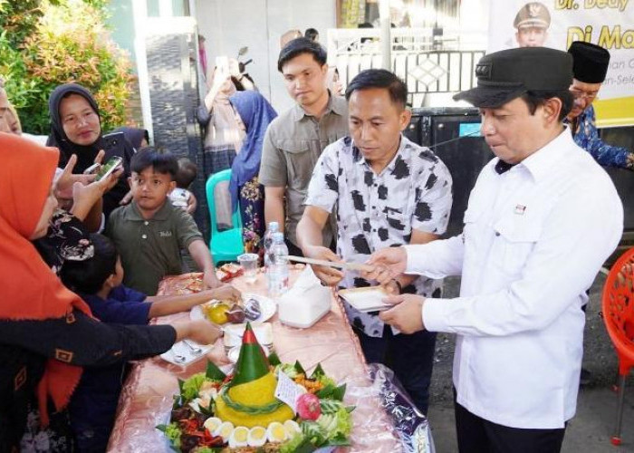 Jalan di Perumahan Graha Anitakira Selesai Diaspal, Warga Betungan Gelar Syukuran