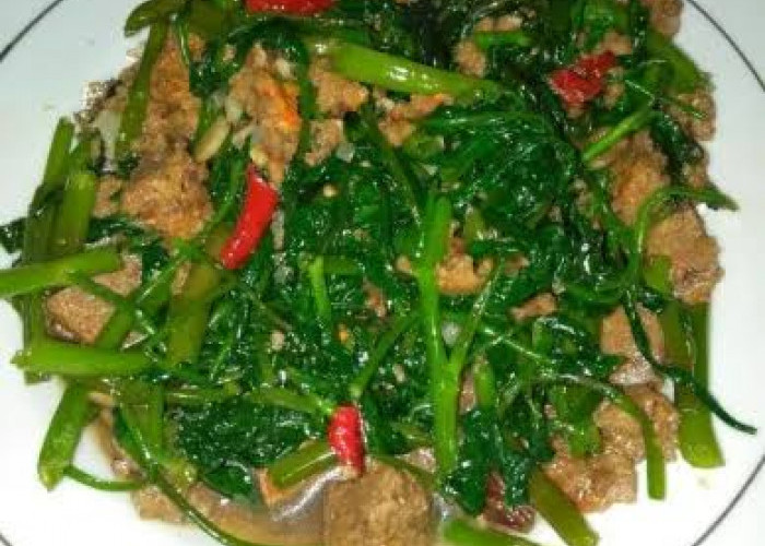 Bosan tumis kangkung itu itu aja?, Ini dia resep tumis kangung oncom yang bikin ngiler, Auto nambah nasi!