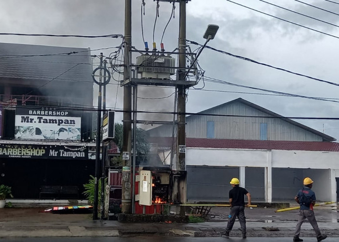 Ini Dia Penyebab Gardu PLN Meledak dan Terbakar di Sawah Lebar