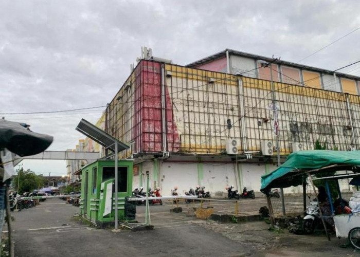 Mega Mall Bengkulu Kini Terlihat Sepi dan Menyedihkan