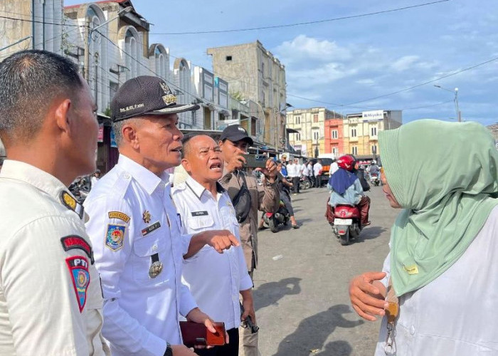 Saat Penertiban di Pasar Panorama, Pedagang Mengaku Diusir dari Lapaknya