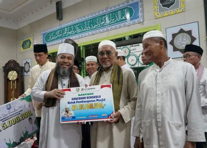 Safari Ramadan, Gubernur Bengkulu Tunjukkan Sinergi Pembangunan  di Kabupaten Kaur