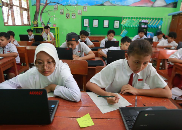  5.777 Guru Mulai Dilatih,  Bahasa Inggris Jadi Mapel Wajib di SD