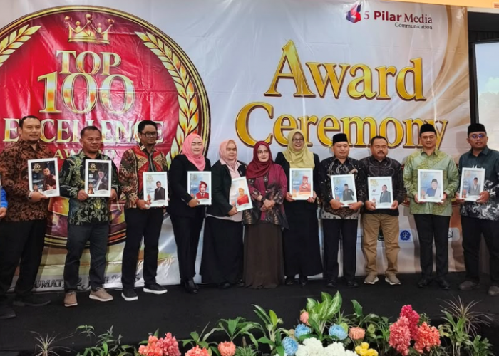 Tiga  Sekolah Rakyat Raih Penghargaan Top 100 Excellence Award 2026