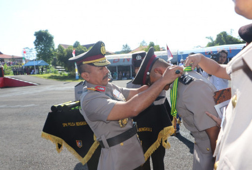 Kapolda Bengkulu Lantik 301 Siswa SPN Polda Bengkulu Jadi Anggota Polri