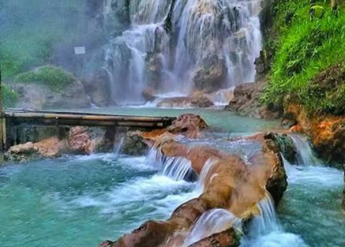 Rekomendasi Tempat Pemandian Air Panas di Bandung 