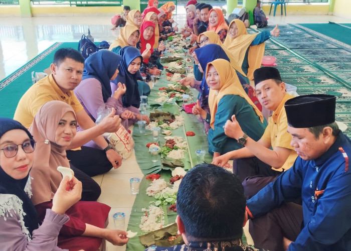  Ponpes Darussalam   Kota Bengkulu Peringati Hari Guru