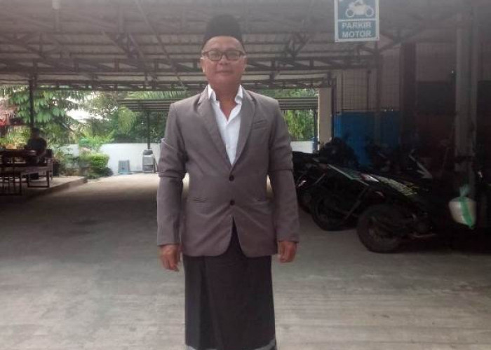 Dekat Masjid Tetapi Jauh Dari Panggilan Allah  SWT