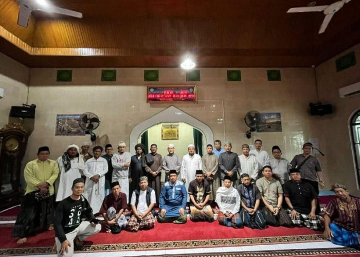 Peserta Antusias, Penjabat Sekda Provinsi Bengkulu Kunjungi  Peserta Retreat Merah Putih Angkatan X