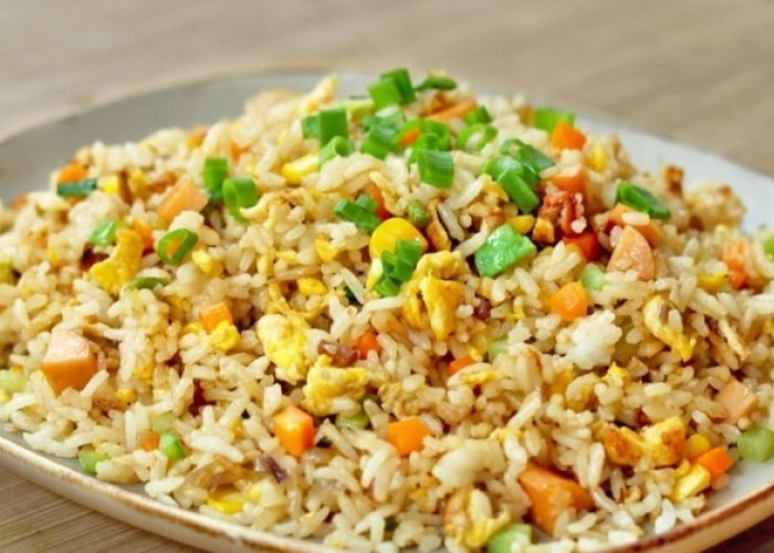 Ini Cara Membuat Nasi Goreng Hong Kong yang Lezat