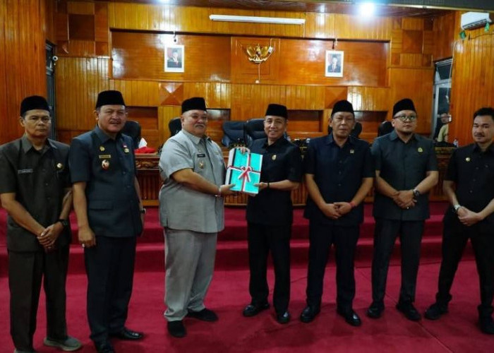 Pemerintah Bengkulu Selatan Sampaikan Tiga Raperda Untuk Dibahas Bersama DPRD