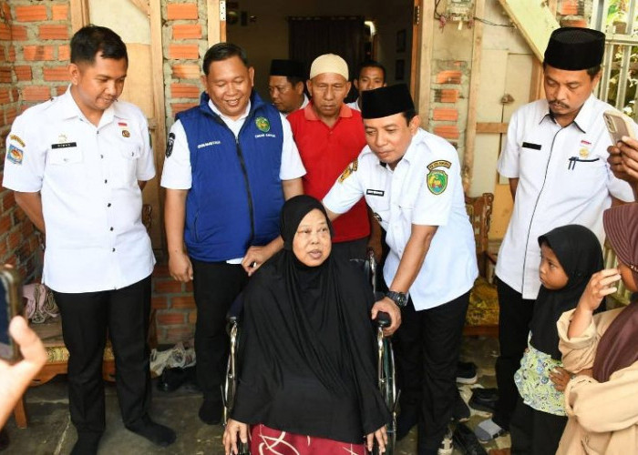 Walikota Bengkulu Berikan Cahaya Harapan kepada  Ibu Asma