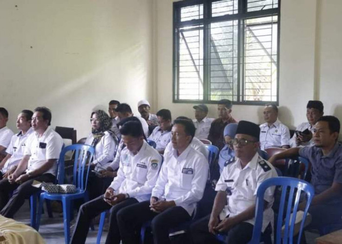 Semua Kades di  Kabupaten Seluma Dibina