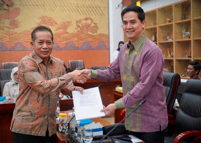 Sinergi dengan DPR, Kemenkop Ajukan Anggaran Rp 1,89 Triliun demi Koperasi Desa
