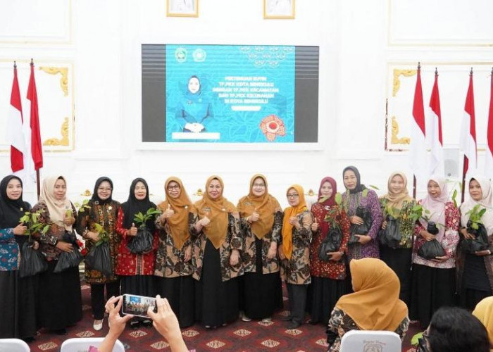 Seluruh Anggota  Tim Penggerak PKK Kota Bengkulu Diminta Dukung Gerakan Menanam Buah