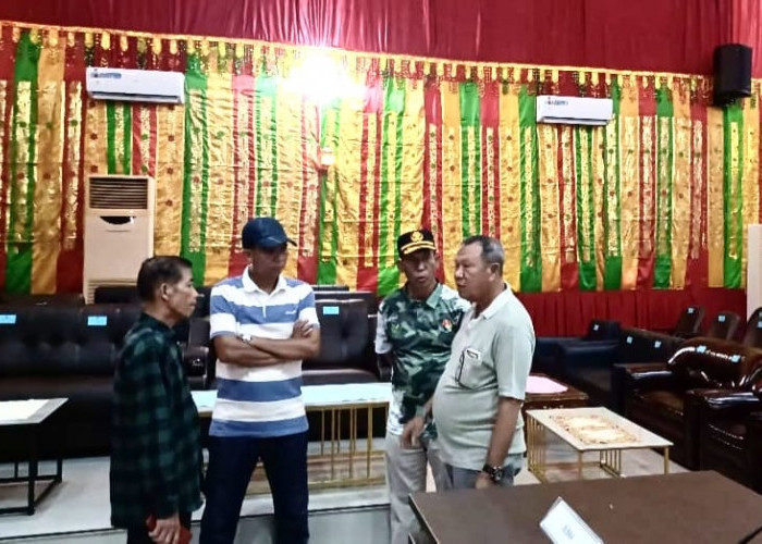 Hari Libur, Wabup Rahmadi Kunjungi Gedung DPRD Kabupaten Mukomuko 