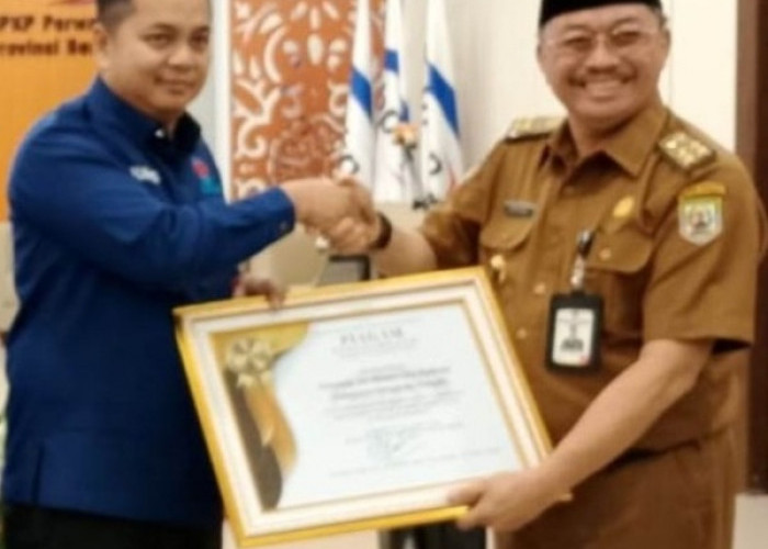 Pertama, PDAM Tirta Rafflesia Bengkulu Tengah Raih Penghargaan Evaluasi Terbaik 1