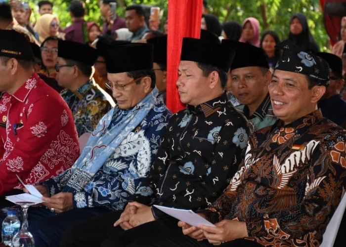Menteri Agama dan Walikota Bengkulu Lepas Satwa di Danau Dendam Tak Sudah