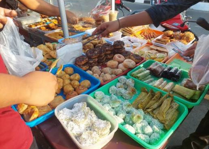 Primadona Meja Buka Puasa: Mengapa Gorengan Selalu Jadi Incaran Utama?