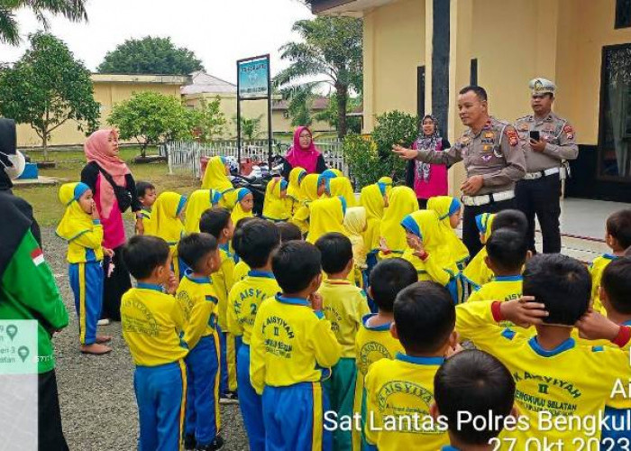 Tambah Semangat, Murid TK Aisyiyah Datangi Sat Lantas Polres Bengkulu Selatan