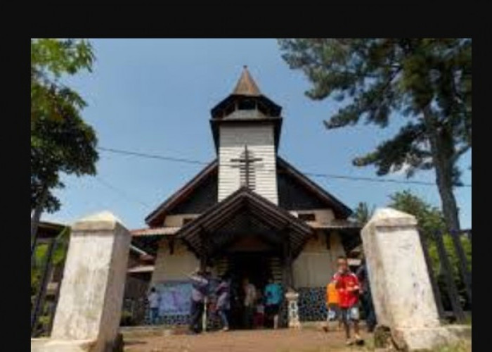 Gereja Berusia Ratusan Tahun Ada di Cianjur Jawa Barat Indonesia, Termasuk Pemukiman Kristen Tertua 