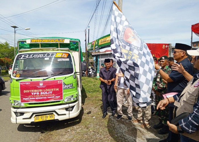 Ini Pesan Bupati Kaur Saat Pelepasan Distribusi Logistik 28 TPS  Sulit Empat Kecamatan pada Pilkada 2024