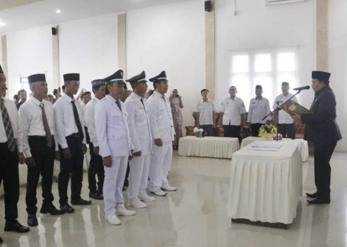 Ini Arahan Bupati Seluma Saat Melantik 7 BPD dan 3 Kades