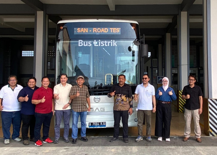 Jelang Mudik Lebaran, Wagub Mian Pantau Trasnformasi Bus Listrik