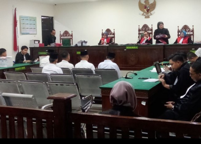 Pledoi, Pengacara Terdakwa Ferli Rivaldi Soroti Dugaan OTT Dikondisikan dan Minta Dibebaskan