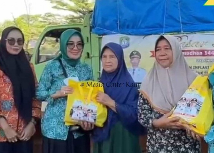Ketua TP PKK Kabupaten Kaur  Hadiri Pasar Murah Ramadan di Kecamatan Nasal