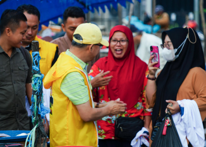 Rohidin Mersyah Tampung Keluhan Warga Kota Bengkulu Soal Kenaikan Pajak dan Keamanan Pasar