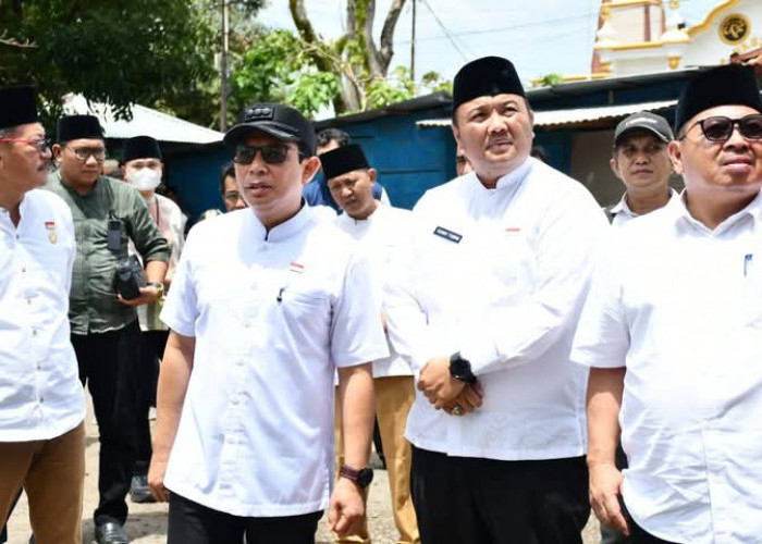 Dedy-Ronny Fokus Penataan Simpang Lima Bengkulu dan Tugu Fatmawati Menjadi Lebih Terang