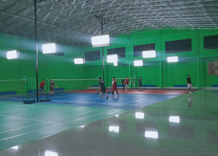 Khusus Buat Kalian Penggemar  Badminton,  Ini 3 Lapangan Bagus untuk Bermain