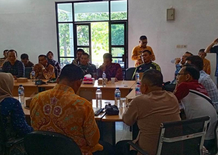 Pemda Kabupaten Kaur Hadiri Rapat Koordinasi Persiapan Pembersihan Alat Peraga Kampanye