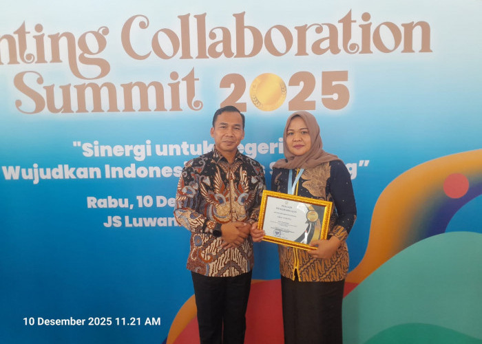 Dari Kepedulian Sehari-Hari, Erni Novita Melangkah Hingga Panggung Nasional