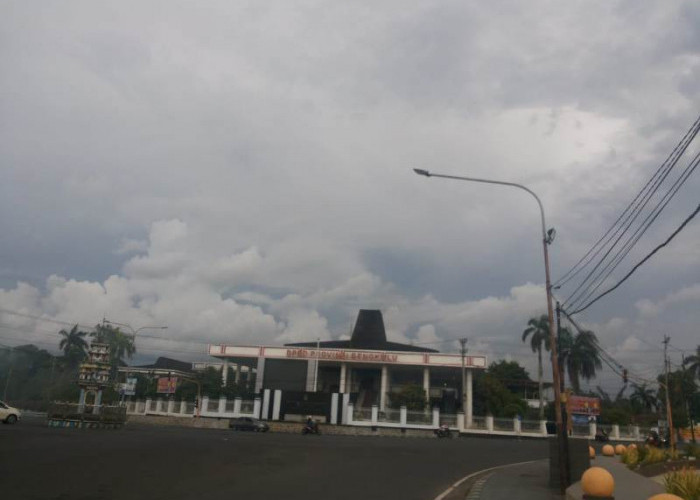 Tolak Kenaikan Harga BBM,  HMI  Bengkulu Demonstrasi di DPRD Provinsi Bengkulu Besok
