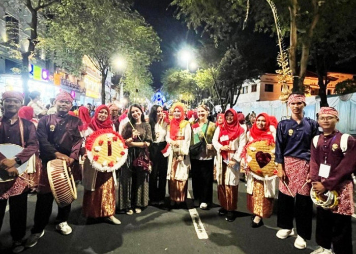 Tim Karnaval Budaya Kota Bengkulu Jadi  Perhatian  Ribuan Pasang Mata di Malioboro