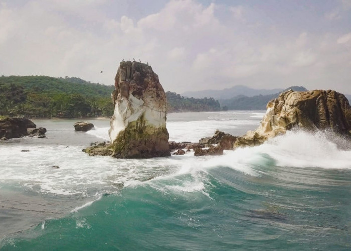 Inilah 5 Tempat Wisata Laut dan Alam di Tanggamus yang Cocok untuk Berlibur Bersama Keluarga!