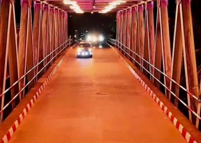 Jembatan Kembar Kini Lebih Cantik dengan Lampu Hias
