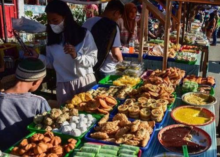 5 Tempat Berburu Takjil yang Wajib Dikunjungi di Jakarta Selama Ramadhan, Ragam Aneka Hidangan Tradisional