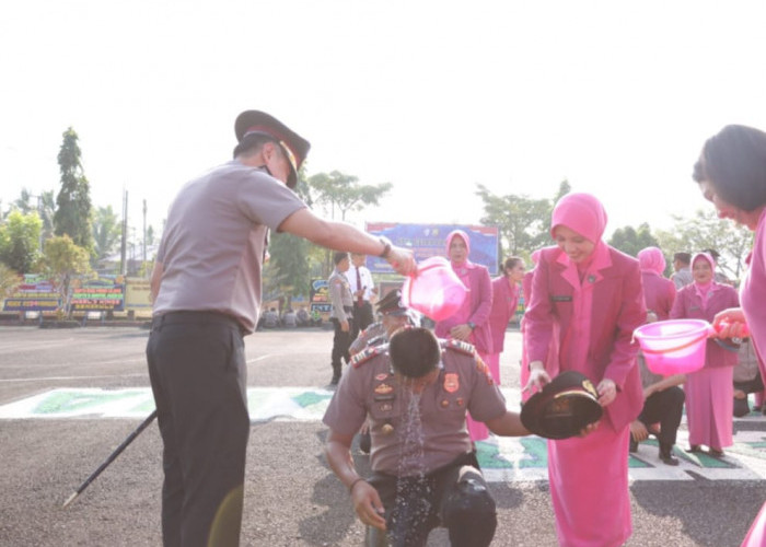 34 Personel Polres Kaur Naik Pangkat, Kapolres: Amanah untuk Tingkatkan Kinerja dan Pelayanan kepada Masyaraka