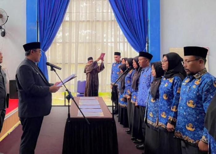 Pemkot Bengkulu Lantik 12 Guru Ahli Pertama , Siap Cetak Generasi Berkarakter 